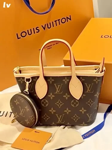 Click to view full screen Louis Vuitton M46705 Neverfull BB photo review