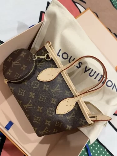 Louis Vuitton M46705 Neverfull BB photo review
