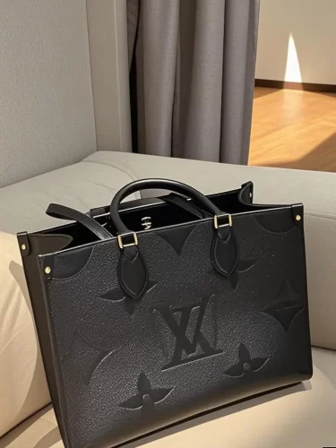 Louis Vuitton OnTheGo MM M45595 Black photo review